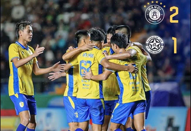 Hình ảnh đội ngũ hỗ trợ khách hàng của 36win APK sẵn sàng giải đáp mọi thắc mắc về chính sách cookie và quyền riêng tư